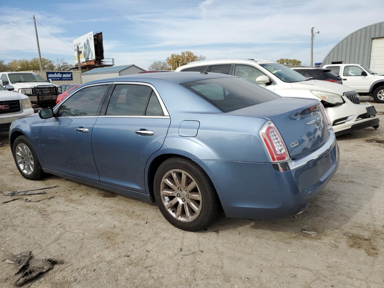 Изображение 2 2011 CHRYSLER 300 LIMITED 2011 с VIN 2C3CA5CG9BH547271