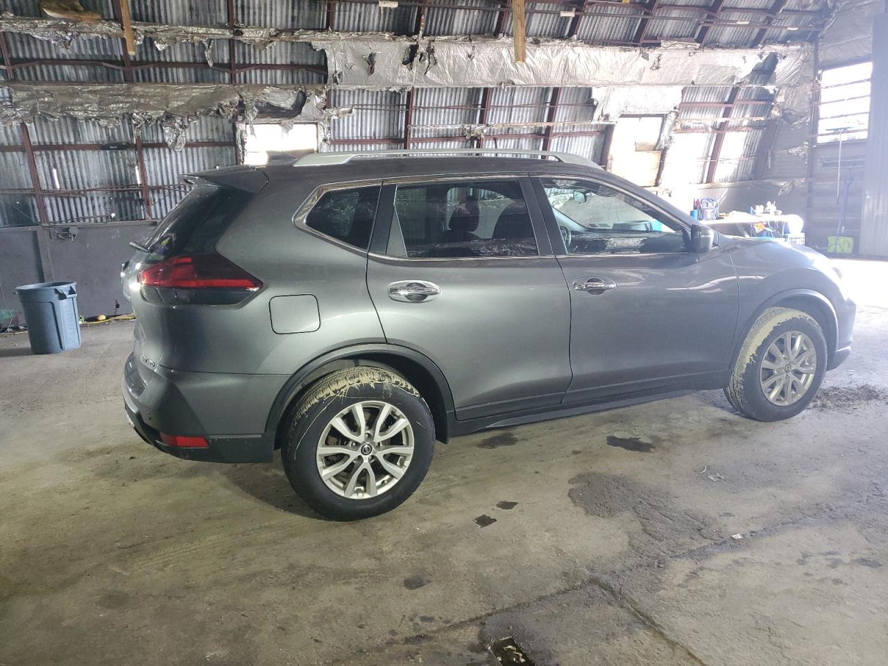 Image 3 of 2019 NISSAN ROGUE S 2019 with VIN 5N1AT2MV7KC732541