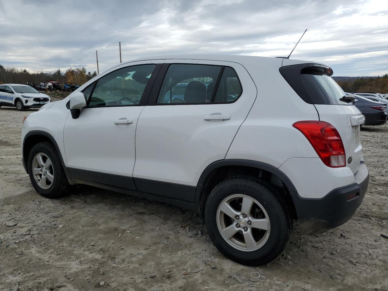 Obraz 2 z 2016 CHEVROLET TRAX LS 2016 z VIN 3GNCJNSB7GL272510