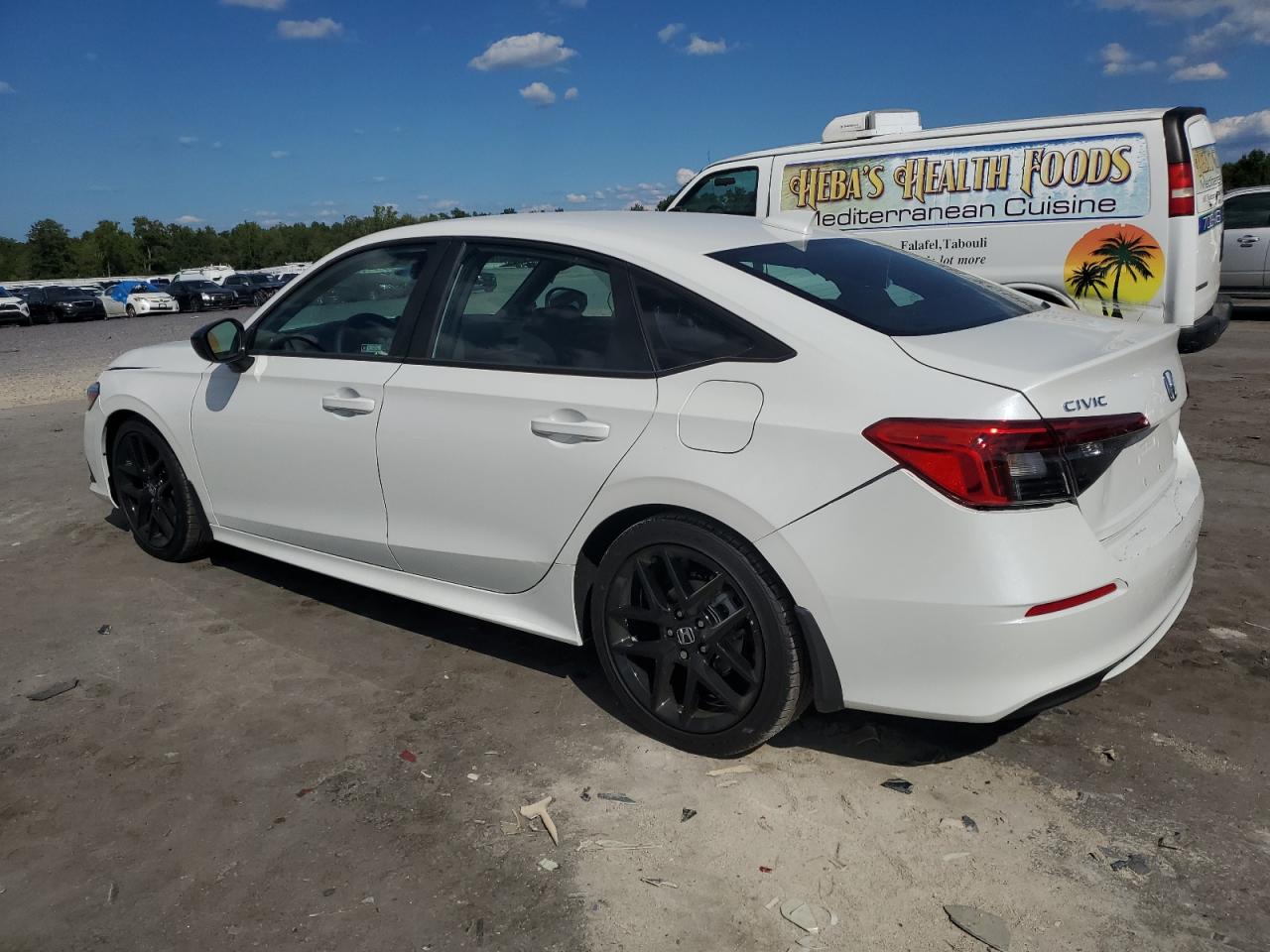 Obraz 2 z 2023 HONDA CIVIC SPORT 2023 z VIN 2HGFE2F52PH570468