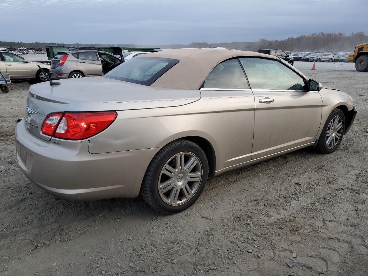 Image 3 of 2008 CHRYSLER SEBRING LIMITED 2008 with VIN 1C3LC65M18N236615