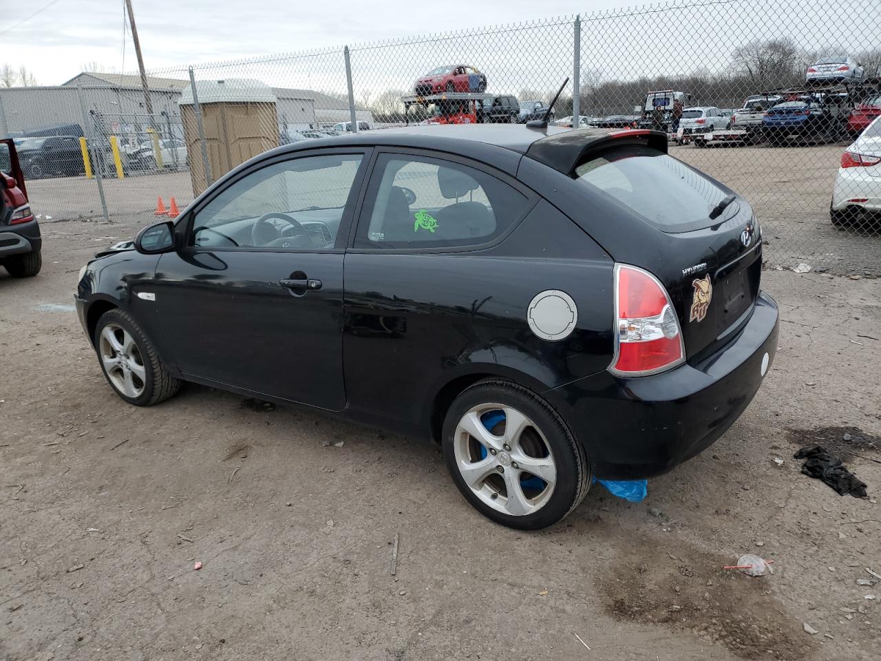 Image 2 of 2009 HYUNDAI ACCENT SE 2009 with VIN KMHCN36C79U120929