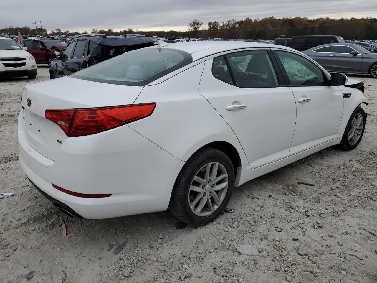 Obraz 3 z 2012 KIA OPTIMA LX 2012 z VIN KNAGM4A7XC5282335