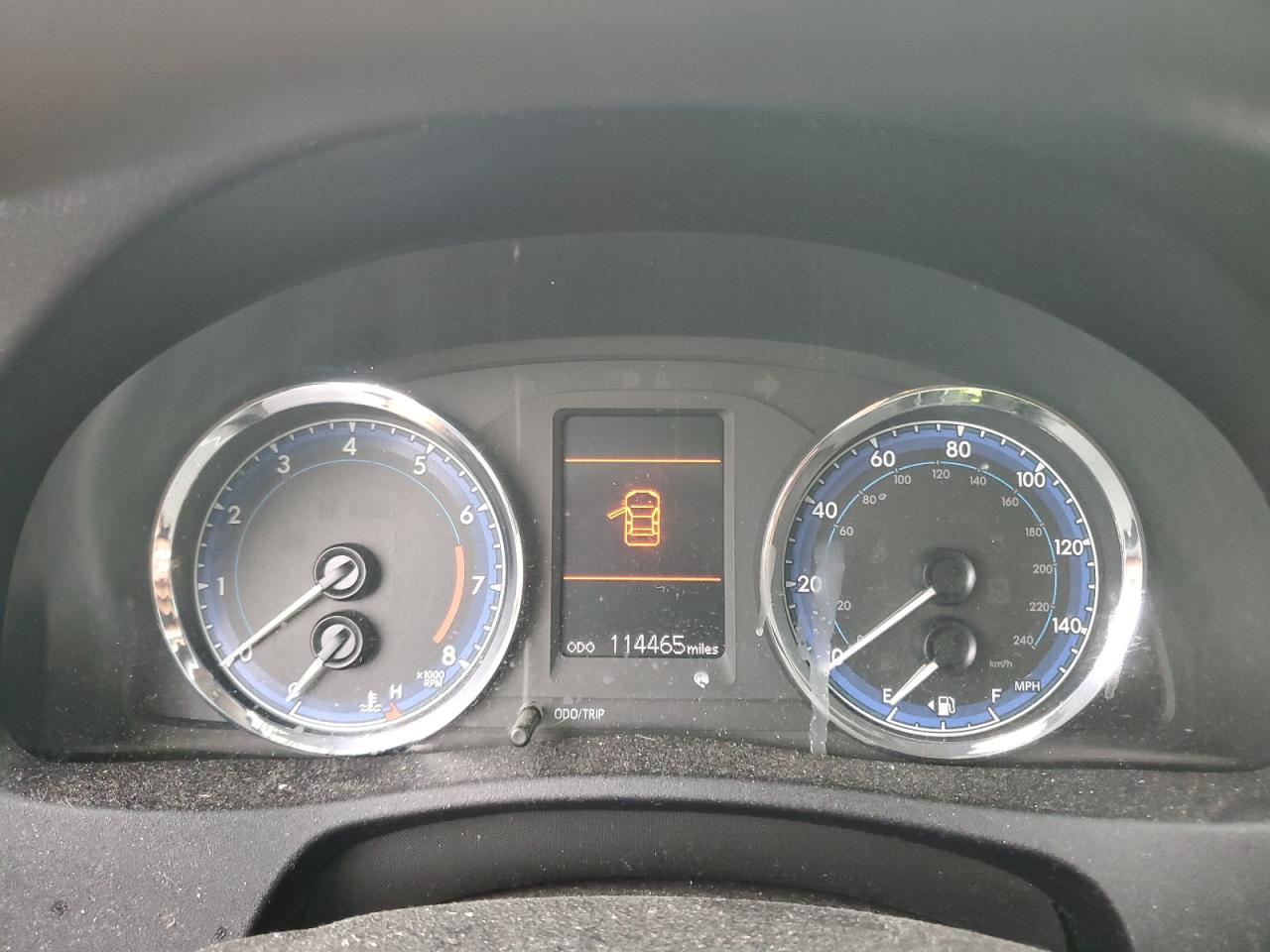 Image 3 of 2018 TOYOTA COROLLA L 2018 with VIN 2T1BURHEXJC020975