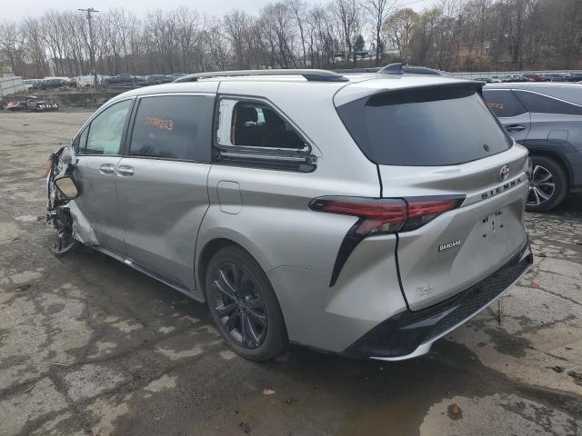 Obraz 2 z 2022 TOYOTA SIENNA XSE 2022 z VIN 5TDDRKEC3NS133796