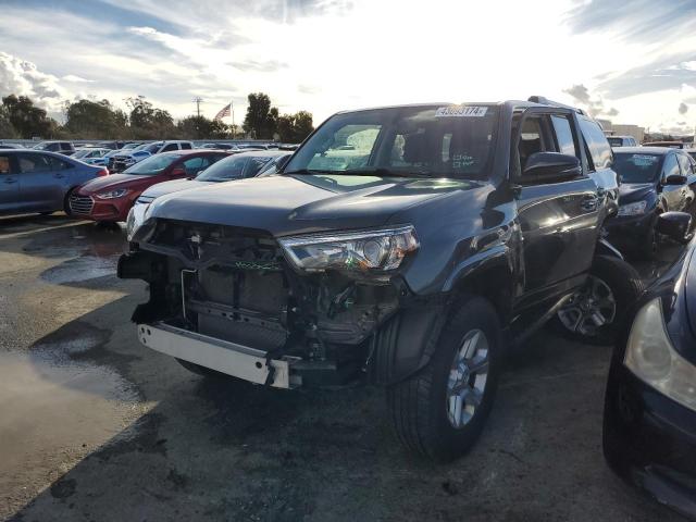 Image 1 of 2019 TOYOTA 4RUNNER SR5 2019 with VIN JTEBU5JR5K5694936