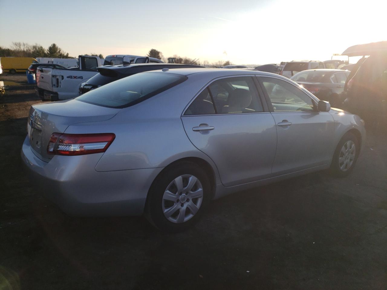 Image 3 of 2010 TOYOTA CAMRY BASE 2010 with VIN 4T1BF3EK6AU068845