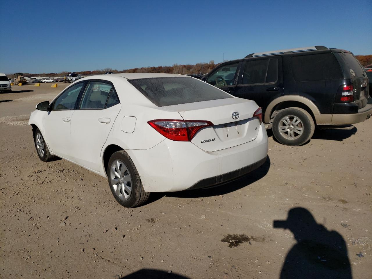 Obraz 2 z 2016 TOYOTA COROLLA L 2016 z VIN 5YFBURHE2GP484805