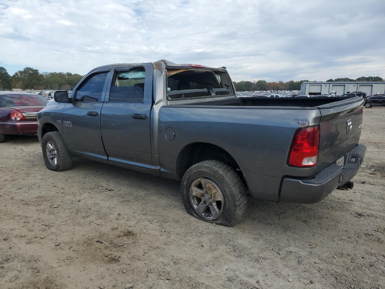 Obraz 2 z 2013 RAM 1500 ST 2013 z VIN 1C6RR7KT5DS549238