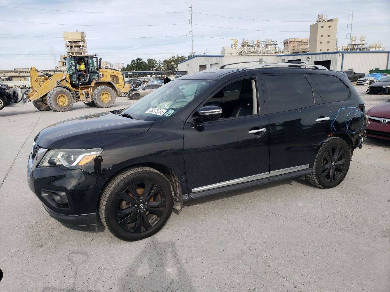 Obraz 1 z 2017 NISSAN PATHFINDER S 2017 z VIN 5N1DR2MN8HC693124