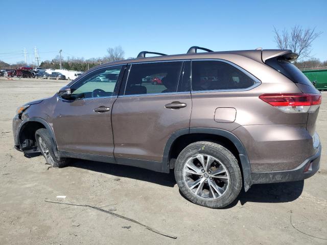 Obraz 2 z 2019 TOYOTA HIGHLANDER LE 2019 z VIN 5TDBZRFH7KS949867