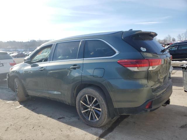 Image 2 of 2018 TOYOTA HIGHLANDER SE 2018 with VIN 5TDJZRFH3JS864602