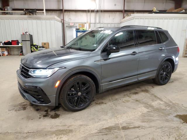 Image 1 of 2022 VOLKSWAGEN TIGUAN SE R-LINE BLACK 2022 with VIN 3VVCB7AX9NM097698