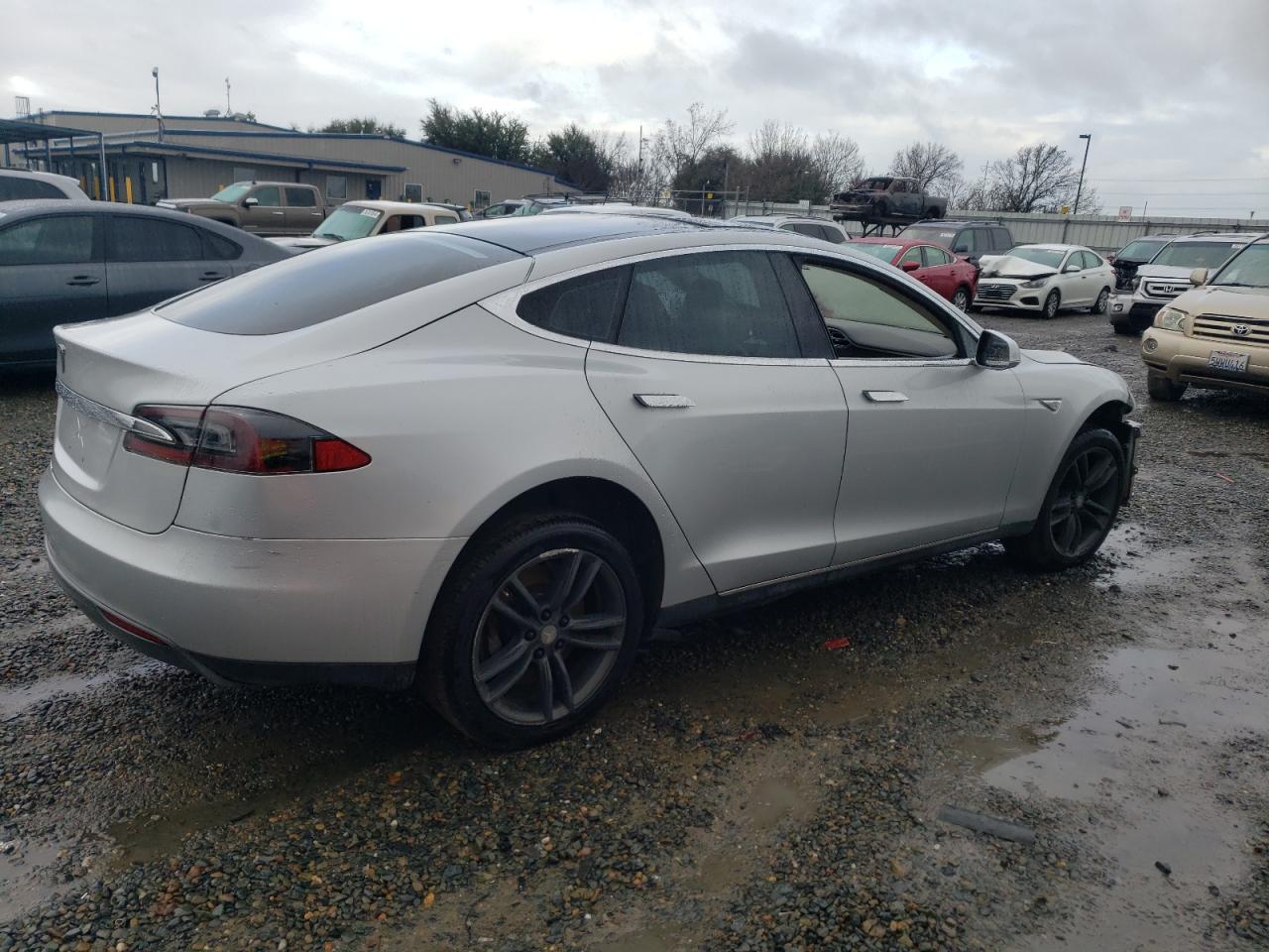 Изображение 3 2012 TESLA MODEL S  2012 с VIN 5YJSA1DN1CFS00120