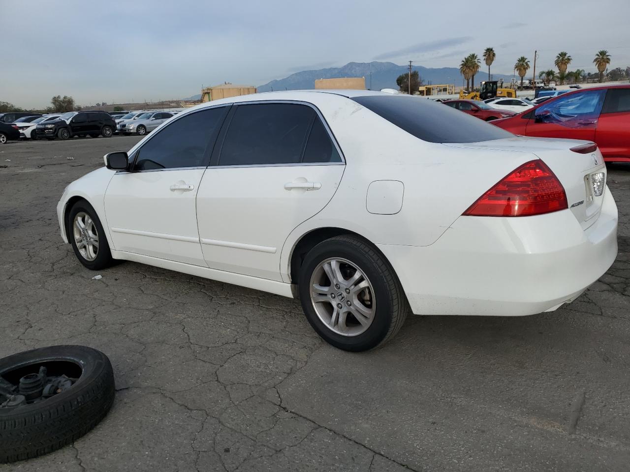 Image 2 of 2007 HONDA ACCORD EX 2007 with VIN 1HGCM56887A177221