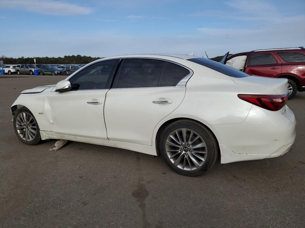 Image 2 of 2019 INFINITI Q50 LUXE 2019 with VIN JN1EV7AR2KM594294