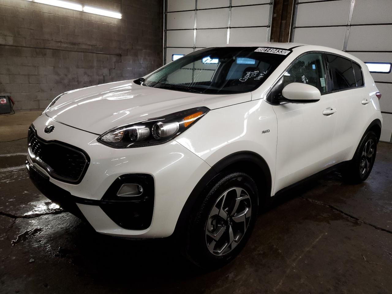 Image 1 of 2022 KIA SPORTAGE LX 2022 with VIN KNDPMCAC5N7016982