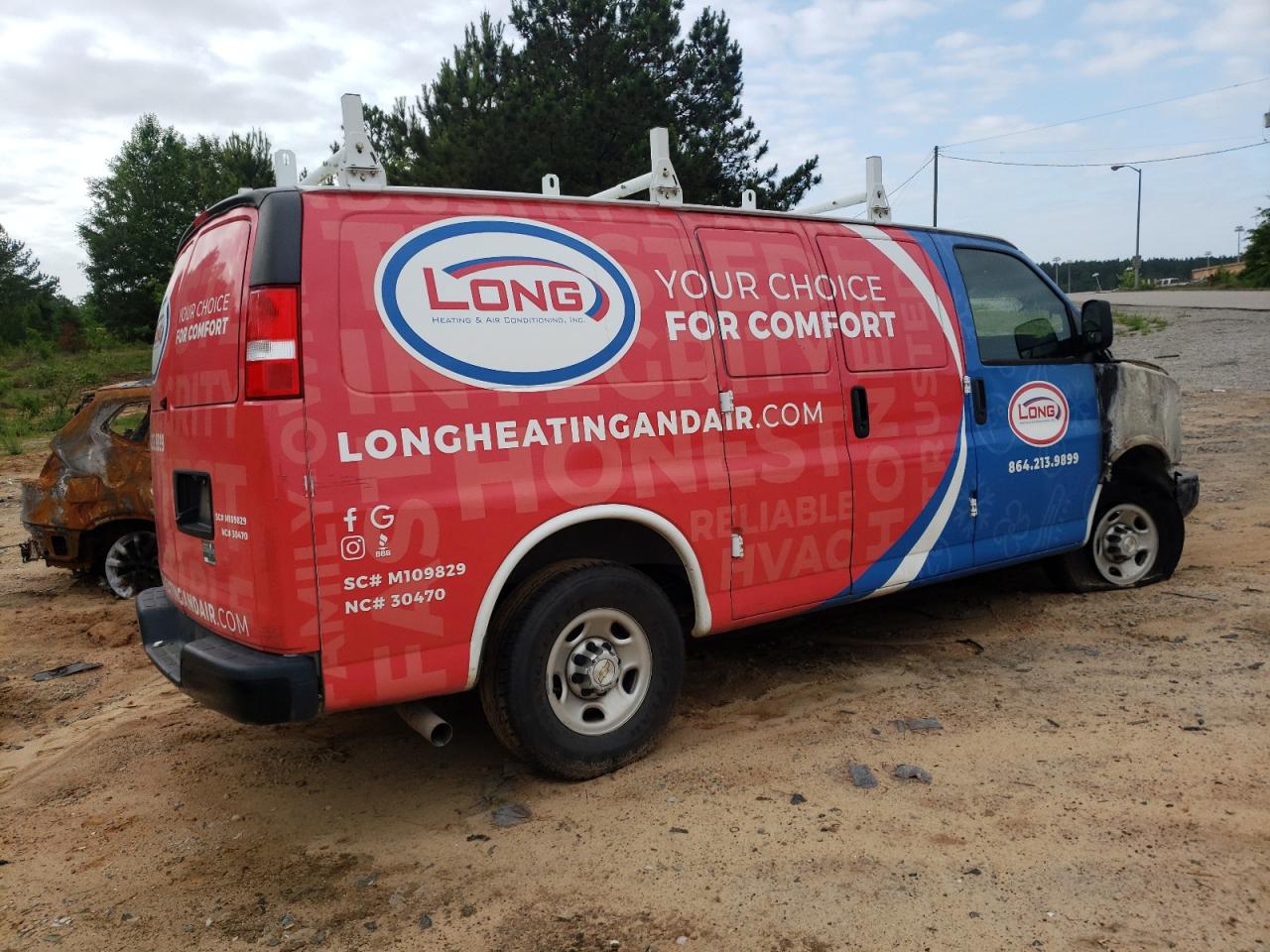 Image 3 of 2021 CHEVROLET EXPRESS G2500  2021 with VIN 1GCWGAFP3M1238263