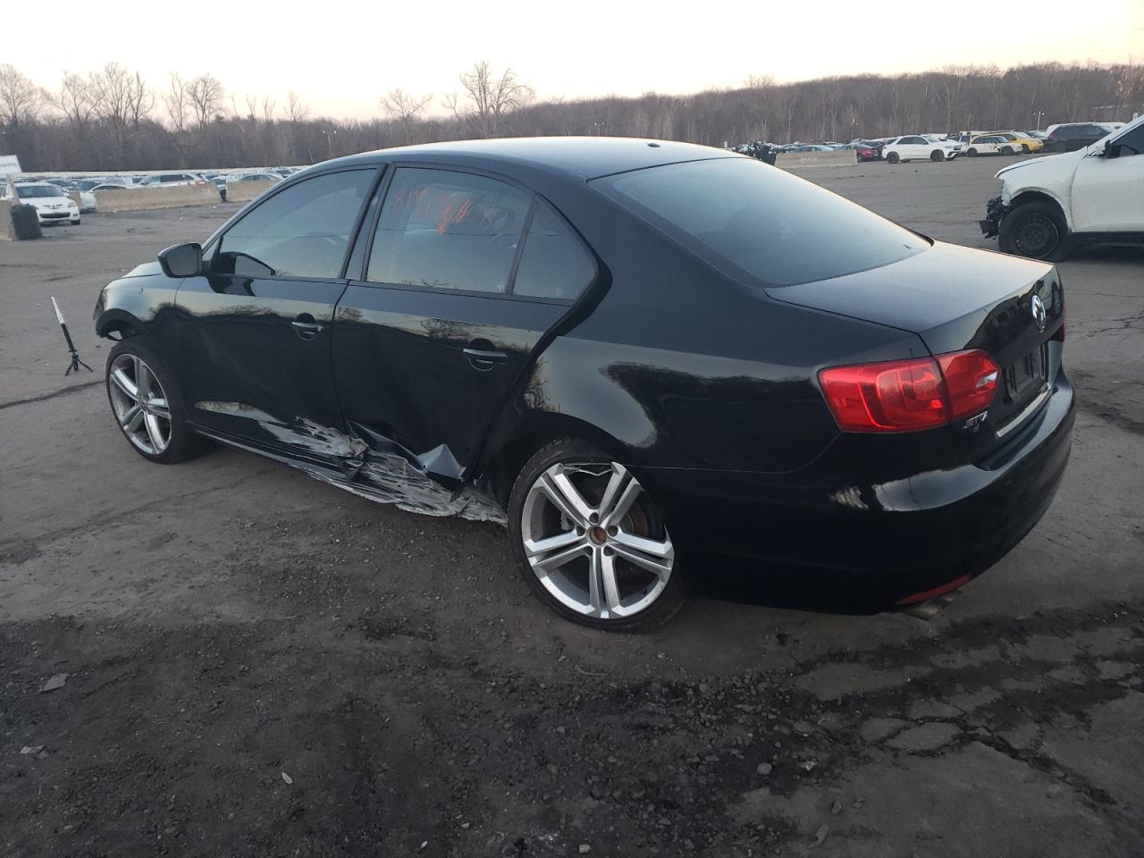 Image 2 of 2014 VOLKSWAGEN JETTA BASE 2014 with VIN 3VW1K7AJ0EM424195