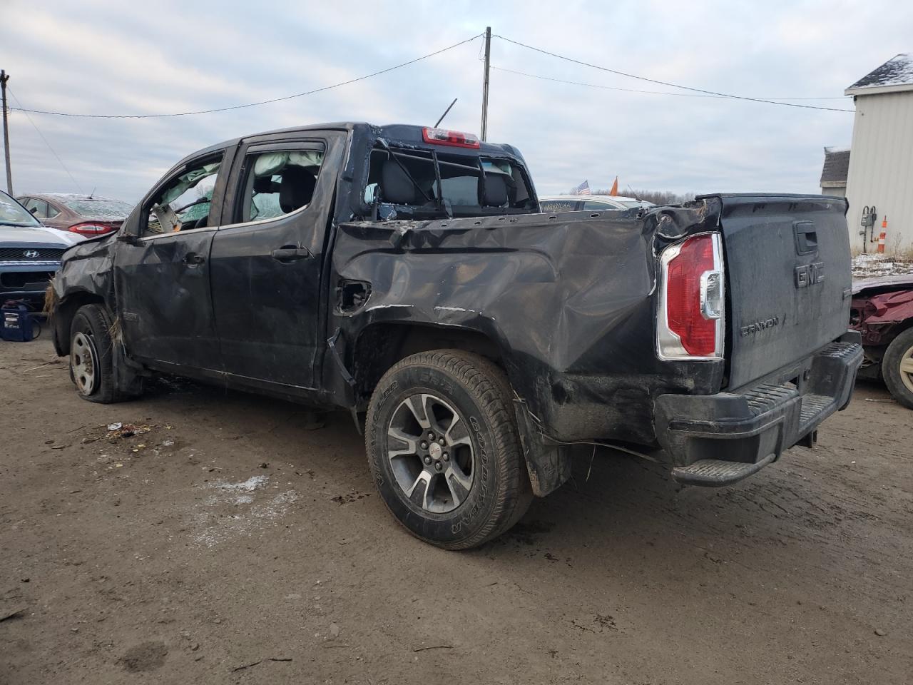 Image 2 of 2016 GMC CANYON SLE 2016 with VIN 1GTG6CE37G1264127