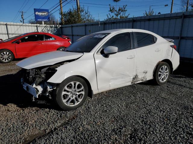 Obraz 1 z 2017 TOYOTA YARIS IA  2017 z VIN 3MYDLBYV0HY150472