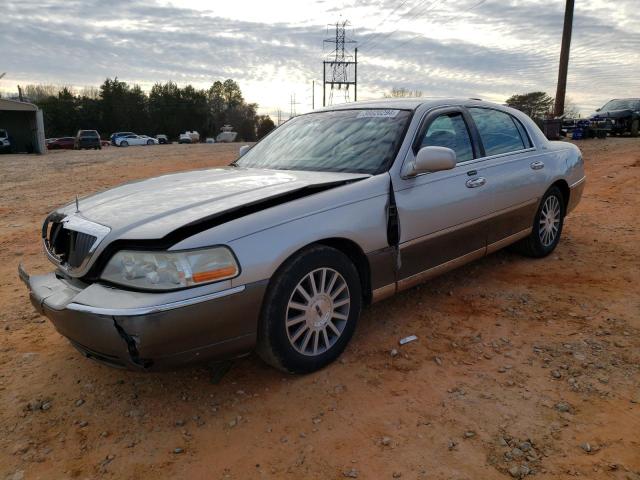 Obraz 1 z 2003 LINCOLN TOWN CAR SIGNATURE 2003 z VIN 1LNHM82W23Y660789