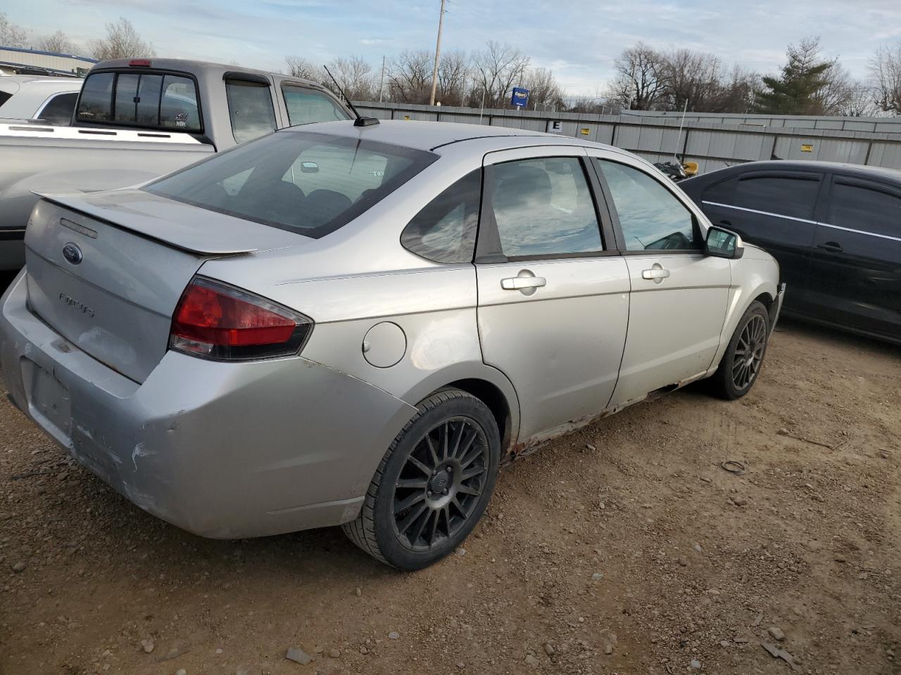 Obraz 3 z 2011 FORD FOCUS SES 2011 z VIN 1FAHP3GN2BW201700