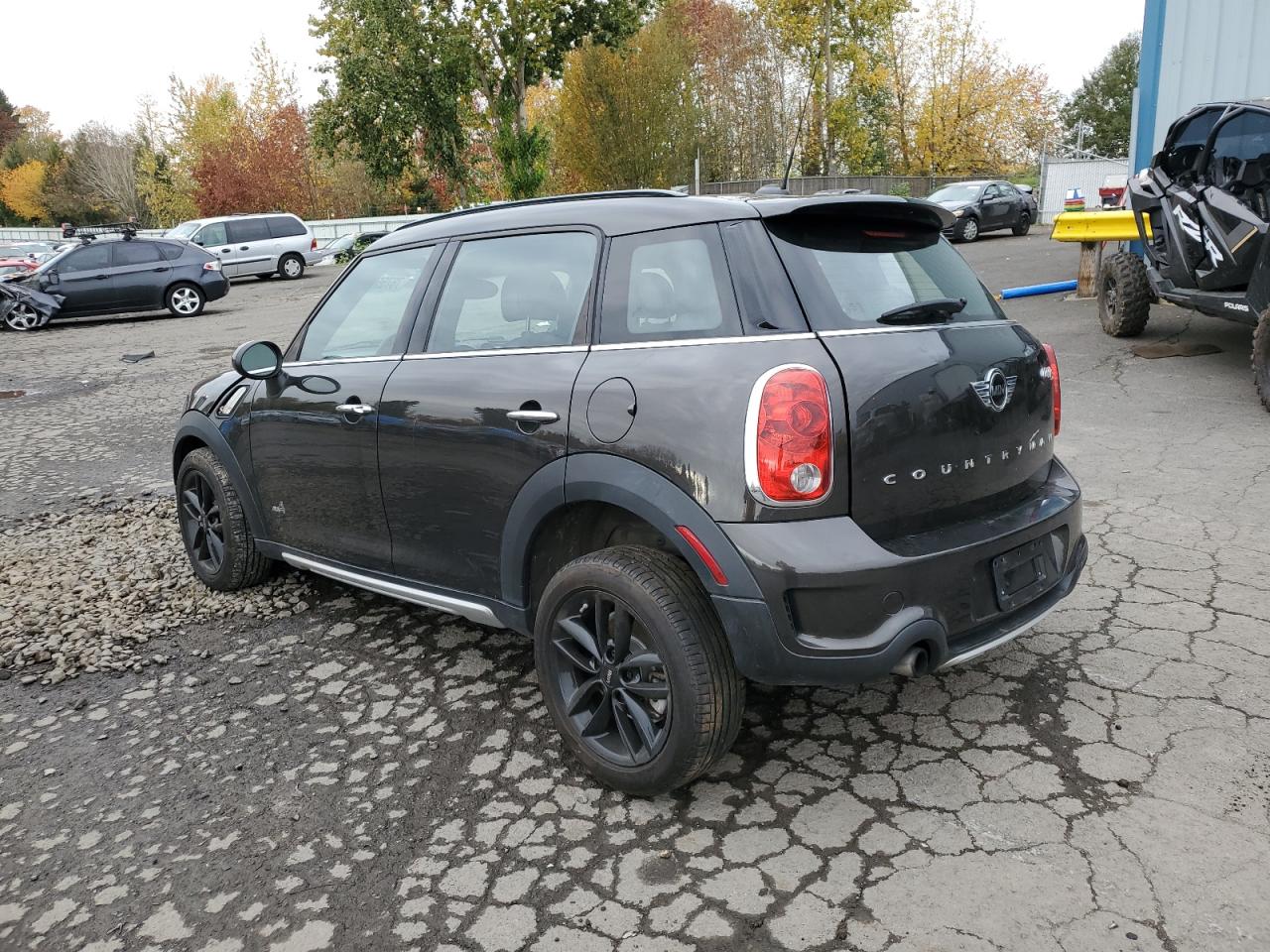 Obraz 2 z 2016 MINI COOPER S COUNTRYMAN 2016 z VIN WMWZC5C57GWU20278