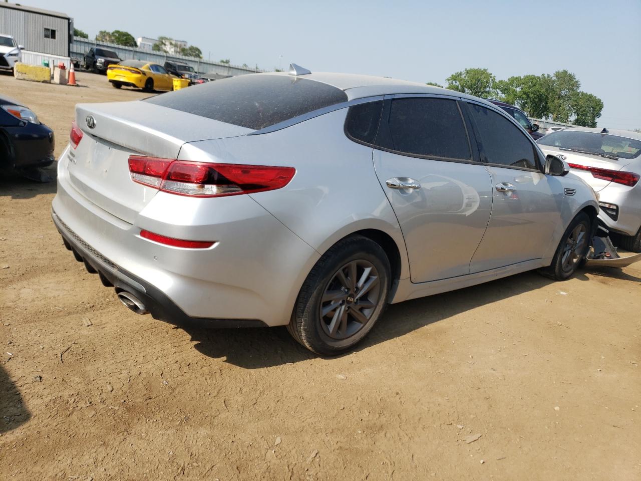 Image 3 of 2020 KIA OPTIMA LX 2020 with VIN 5XXGT4L38LG397043