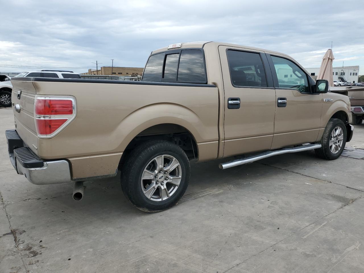 Obraz 3 z 2014 FORD F150 SUPERCREW 2014 z VIN 1FTFW1CF9EKD09587