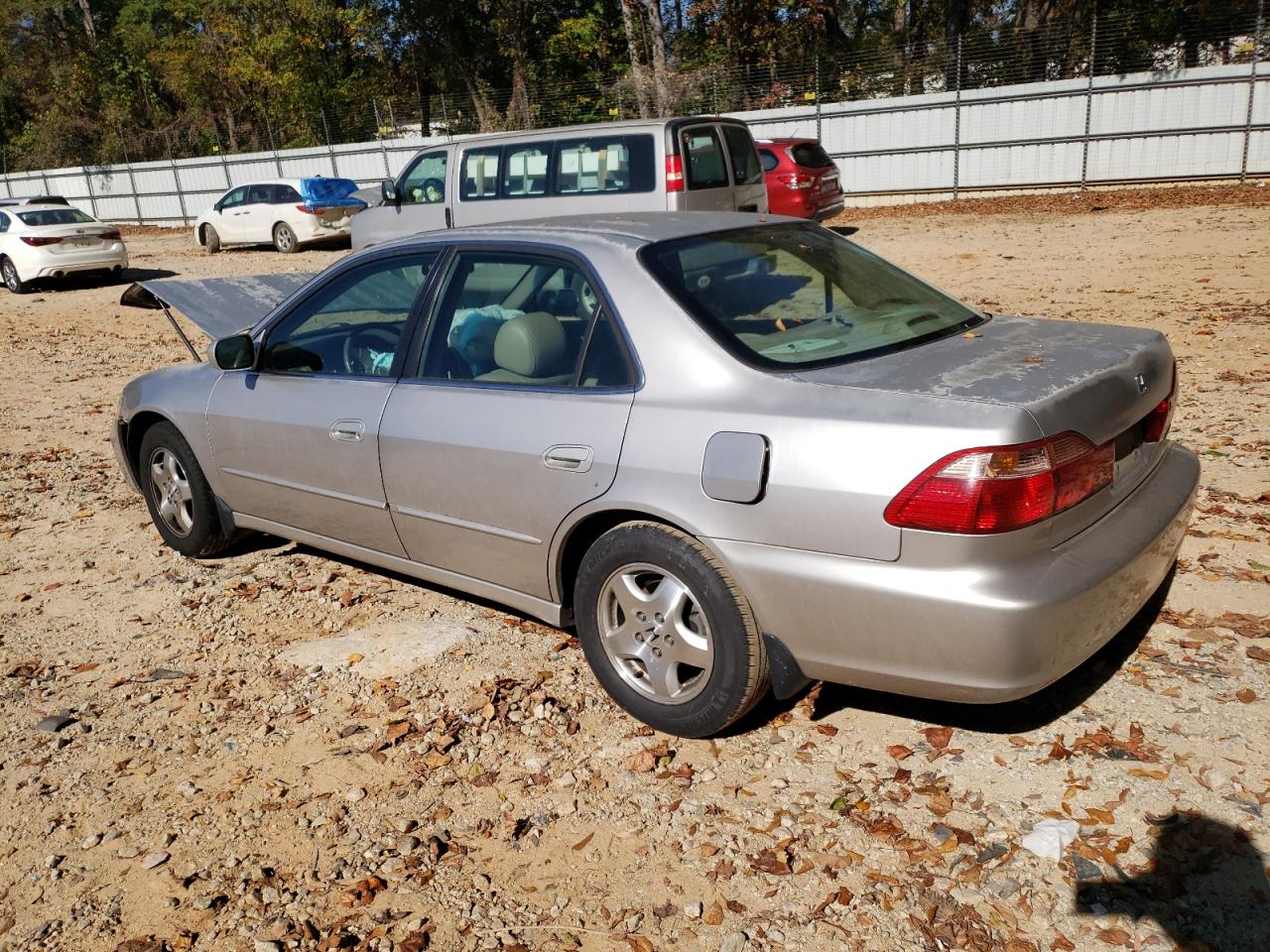 Image 2 of 1998 HONDA ACCORD EX 1998 with VIN 1HGCG165XWA064259