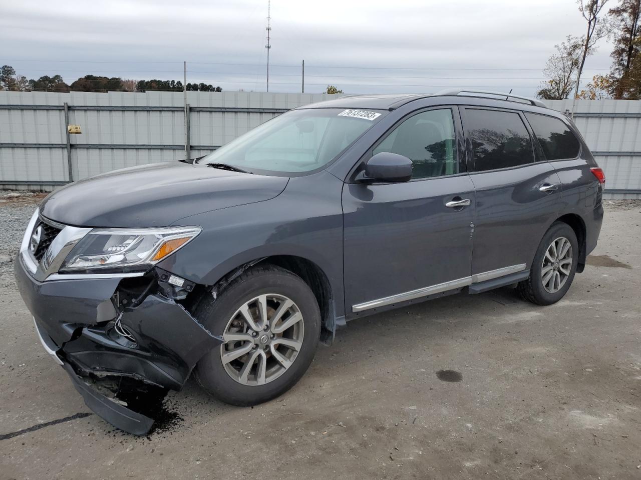 Image 1 of 2014 NISSAN PATHFINDER S 2014 with VIN 5N1AR2MM1EC604161