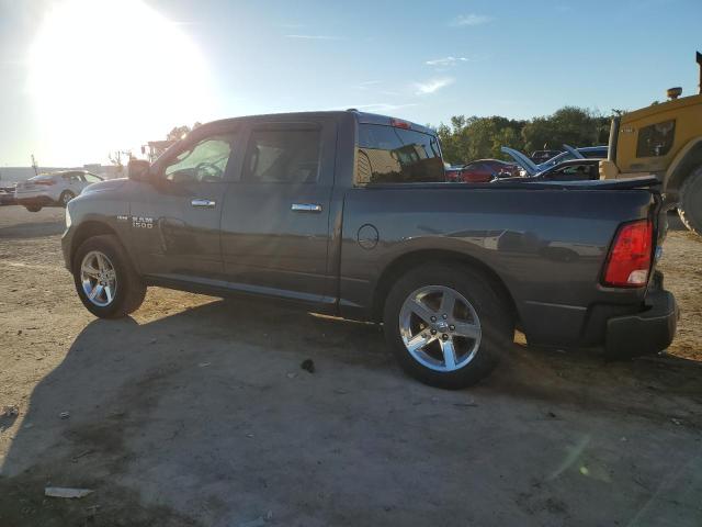 Изображение 2 2018 RAM 1500 ST 2018 с VIN 1C6RR6KT7JS211264