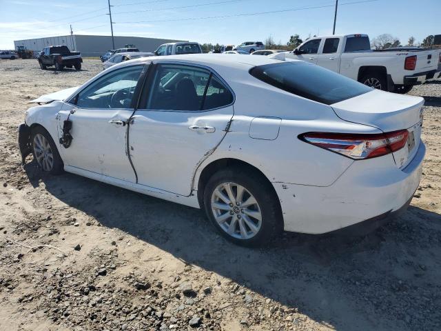 Image 2 of 2020 TOYOTA CAMRY LE 2020 with VIN 4T1C11AK6LU944667