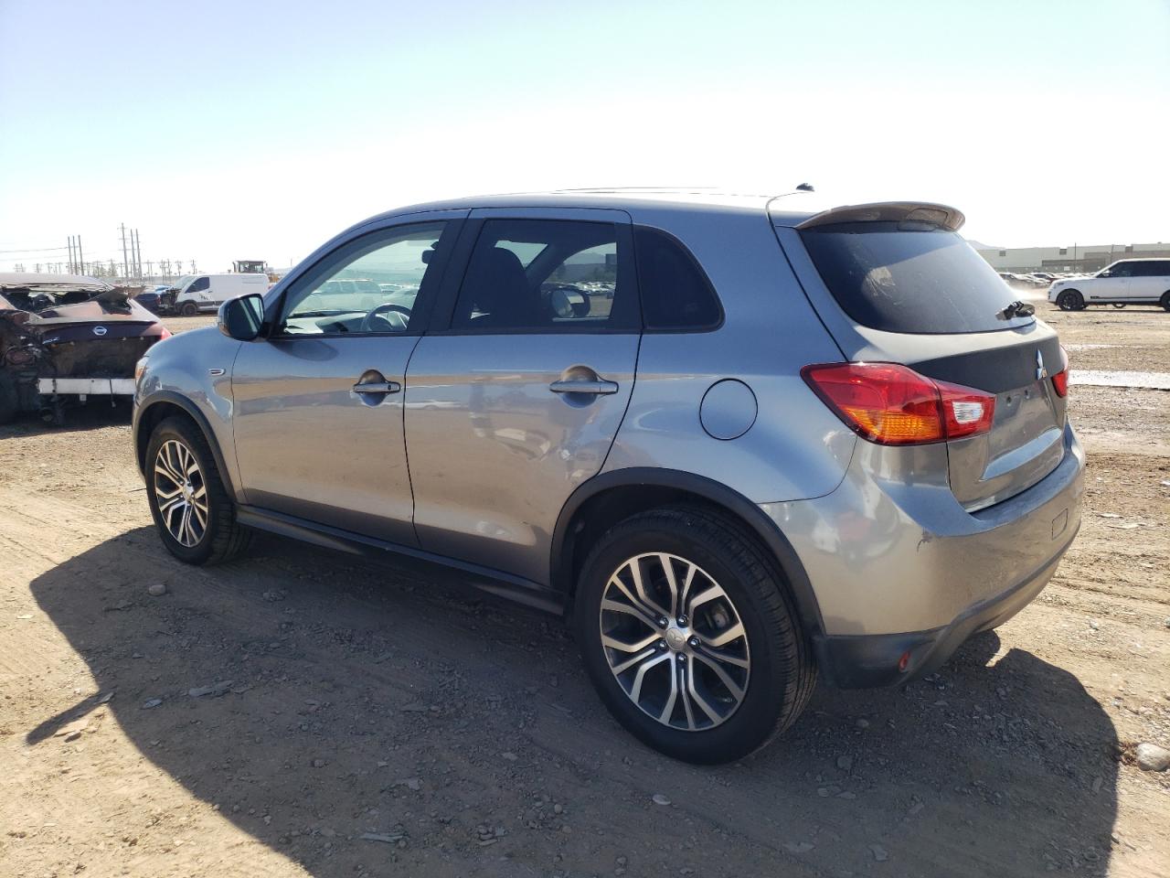 Obraz 2 z Mitsubishi Outlander Sport Es 2016 z VIN JA4AP3AU9GZ065321