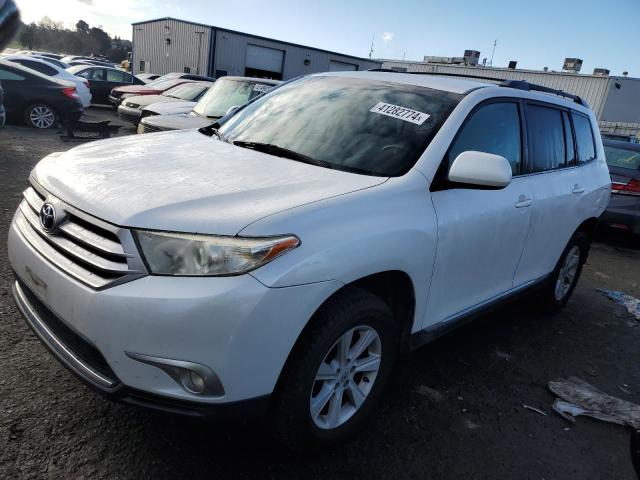 Image 1 of 2013 TOYOTA HIGHLANDER BASE 2013 with VIN 5TDBK3EH4DS177219