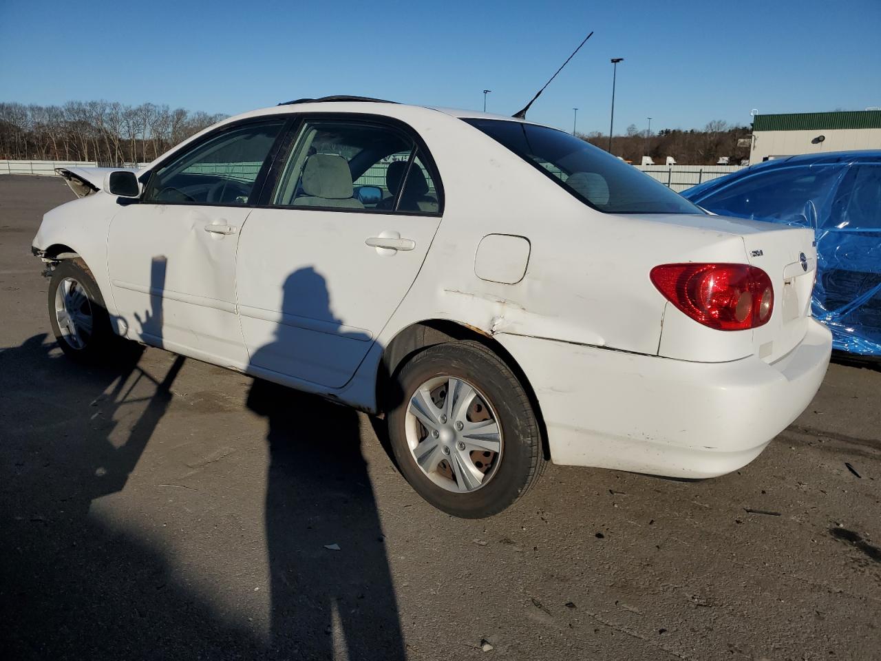 Image 2 of 2005 TOYOTA COROLLA CE 2005 with VIN 2T1BR32E75C328733