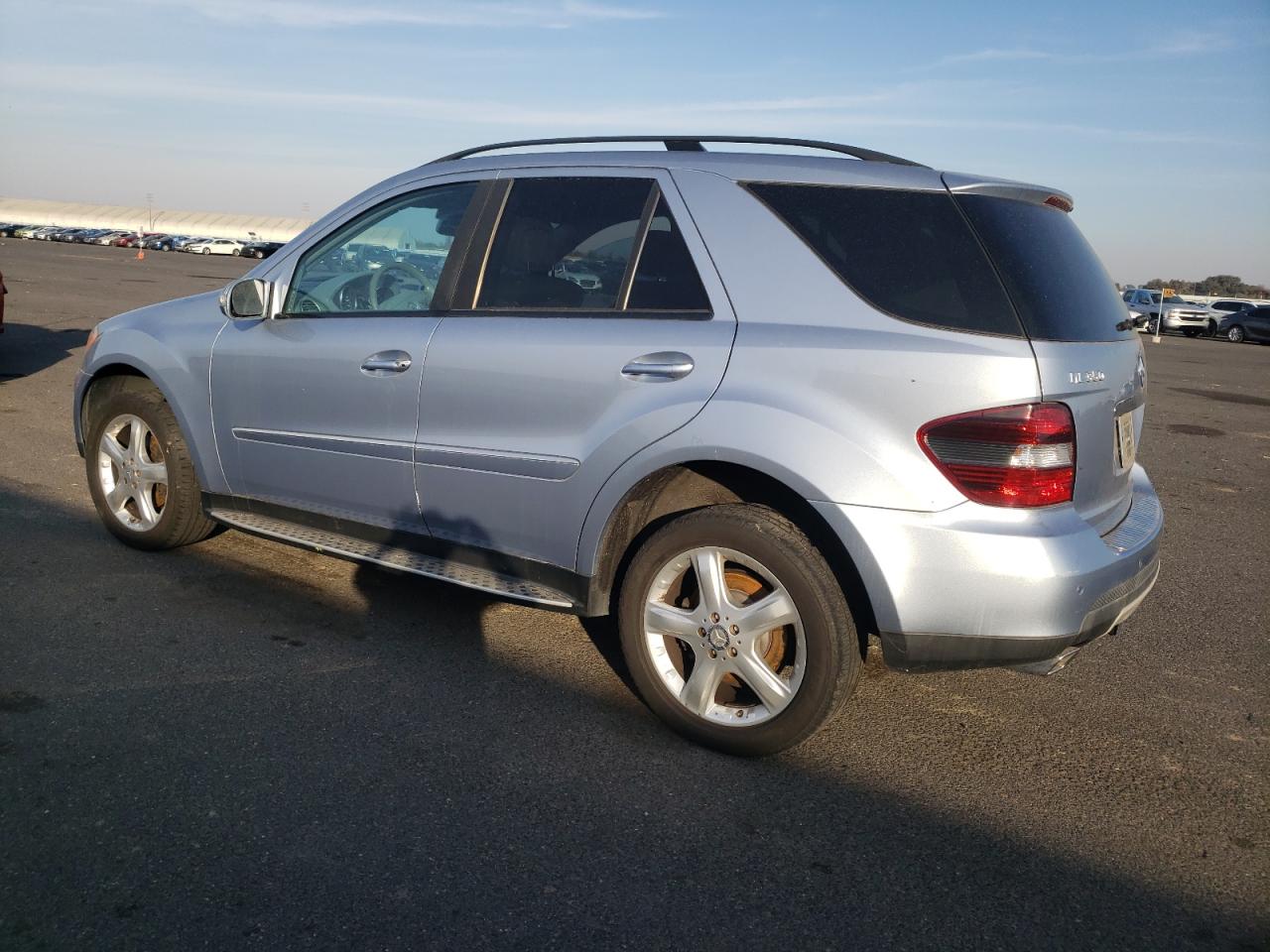 Image 2 of 2008 MERCEDES-BENZ ML 350 2008 with VIN 4JGBB86E88A346464