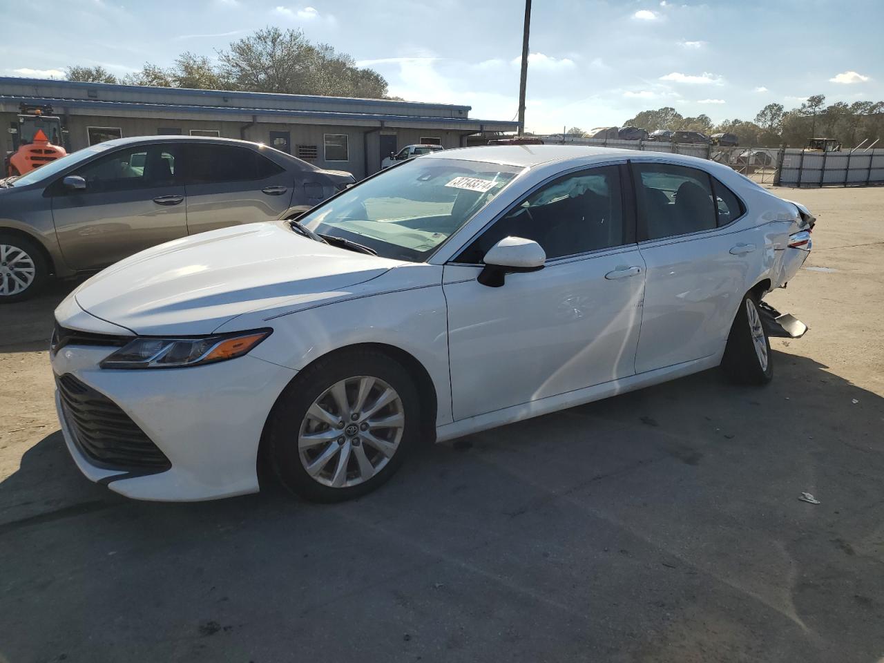 Obraz 1 z 2018 TOYOTA CAMRY L 2018 z VIN 4T1B11HK7JU637281