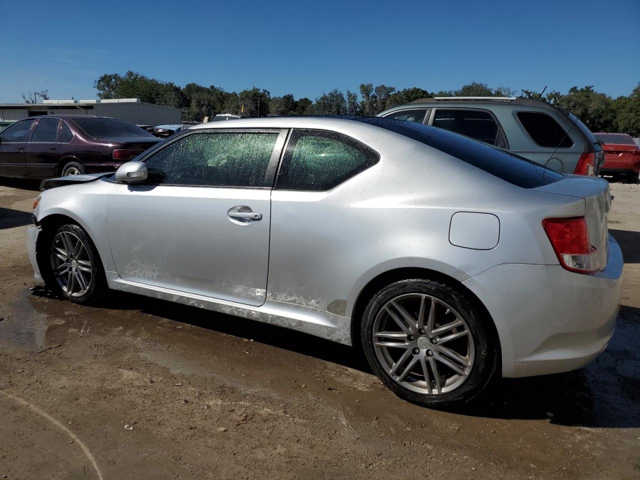 Image 2 of Toyota Scion Tc 2013 with VIN JTKJF5C78D3065152