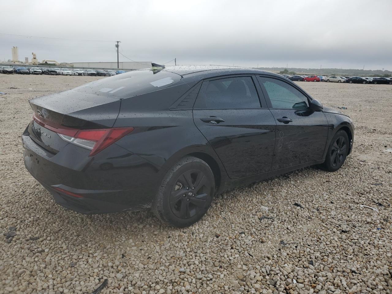 Image 3 of 2022 HYUNDAI ELANTRA SEL 2022 with VIN KMHLM4AG4NU339893