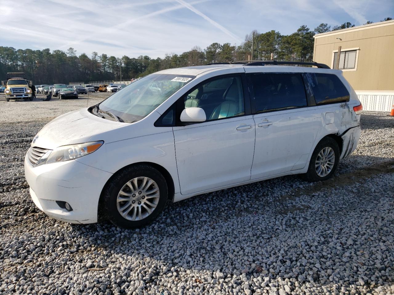 2012 TOYOTA SIENNA XLE 2012 image