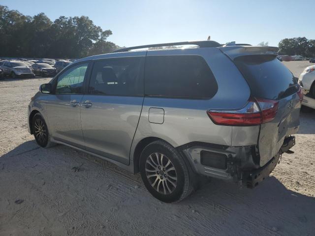Obraz 2 z 2019 TOYOTA SIENNA XLE 2019 z VIN 5TDYZ3DC3KS994464
