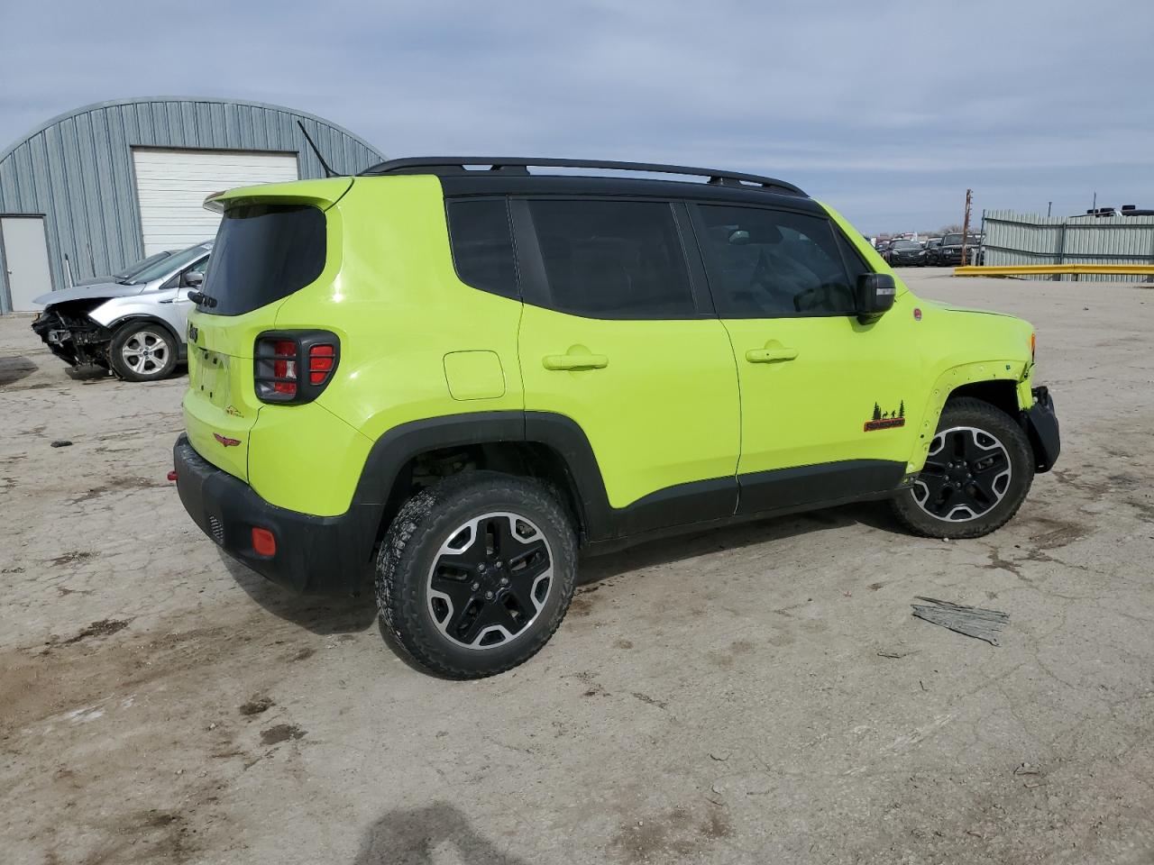 Изображение 3 2017 JEEP RENEGADE TRAILHAWK 2017 с VIN ZACCJBCB8HPE96304