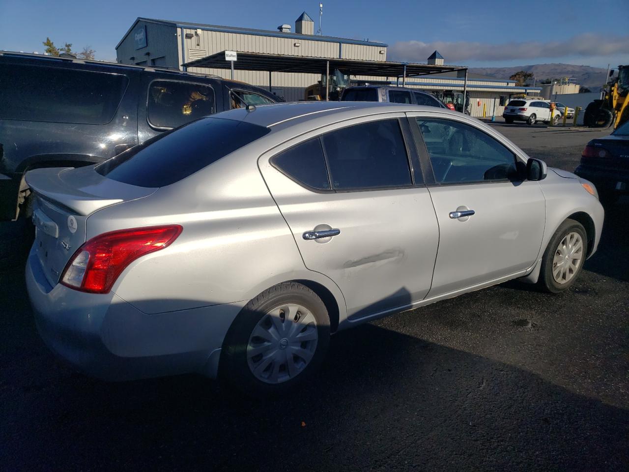 Obraz 3 z 2014 NISSAN VERSA S 2014 z VIN 3N1CN7AP2EL818541
