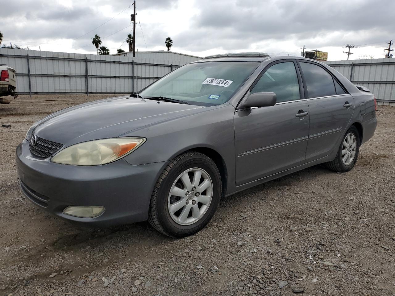 2004 TOYOTA CAMRY LE 2004 image