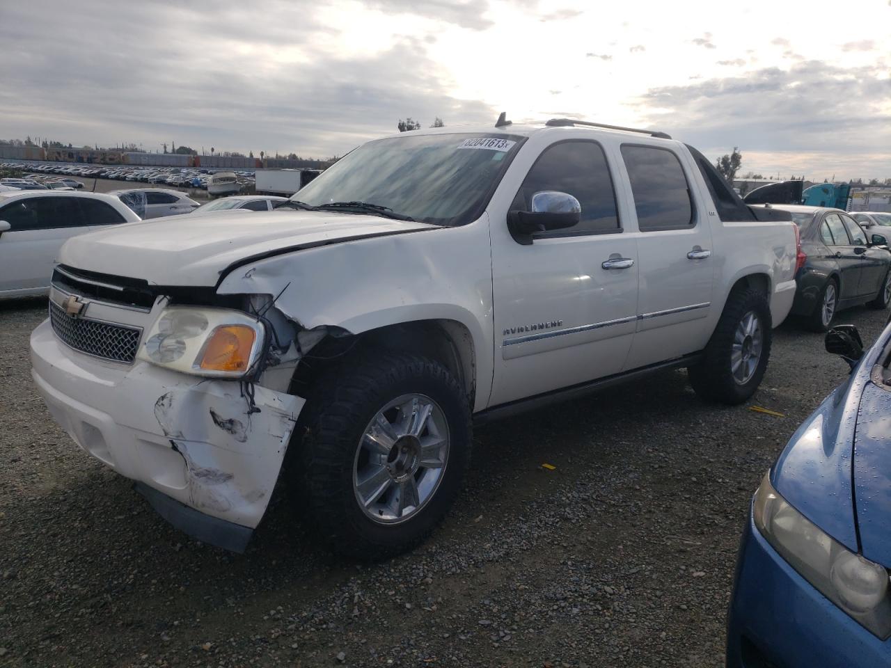 Image 1 of 2010 CHEVROLET AVALANCHE LTZ 2010 with VIN 3GNVKGE03AG274234