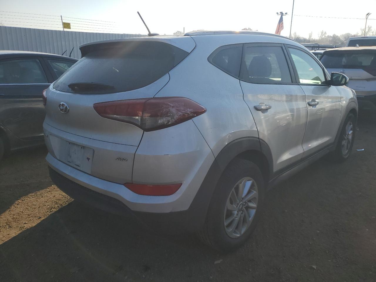 Obraz 3 z 2016 HYUNDAI TUCSON LIMITED 2016 z VIN KM8J3CA42GU182121