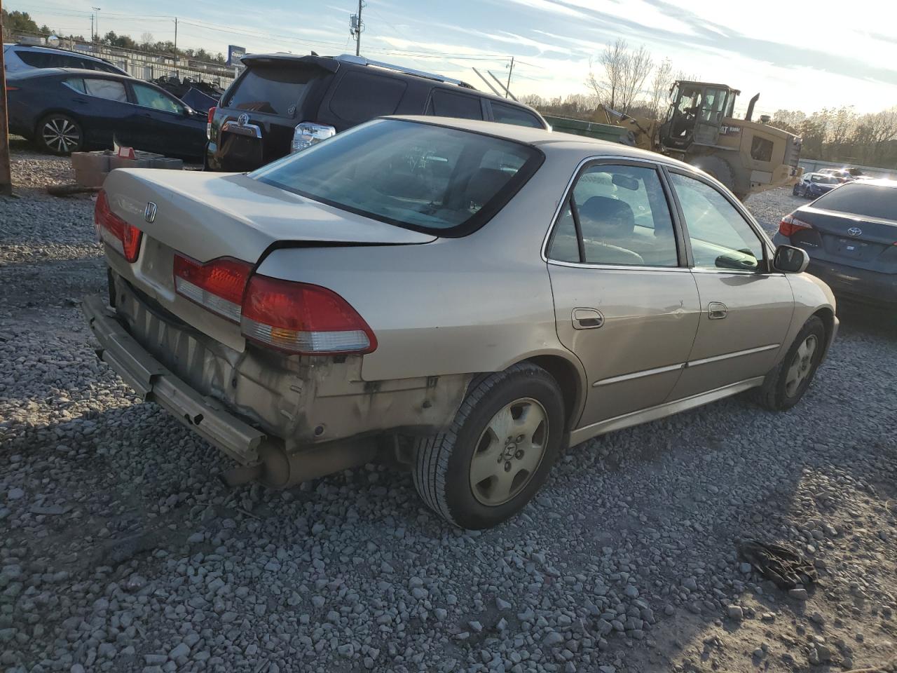 Image 3 of 2001 HONDA ACCORD EX 2001 with VIN 1HGCG16561A059150
