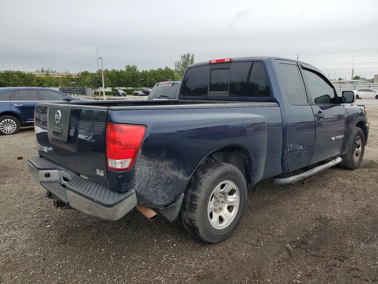 Image 3 of 2007 NISSAN TITAN XE 2007 with VIN 1N6BA06A87N229641